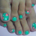 Unhas dos Pés Verdes Decoradas com Rosas